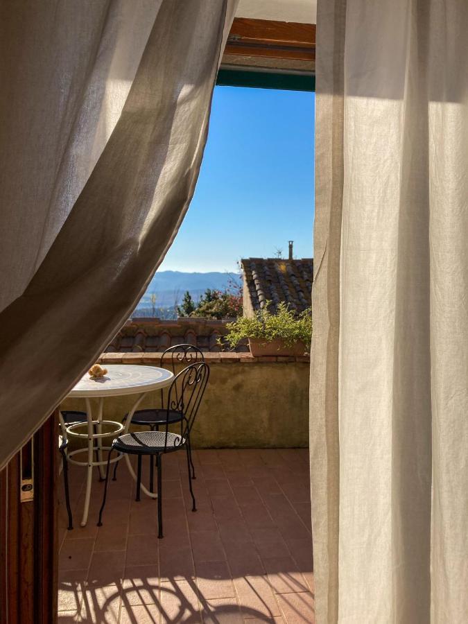 Agora Apartment Montecatini Val di Cecina Bagian luar foto